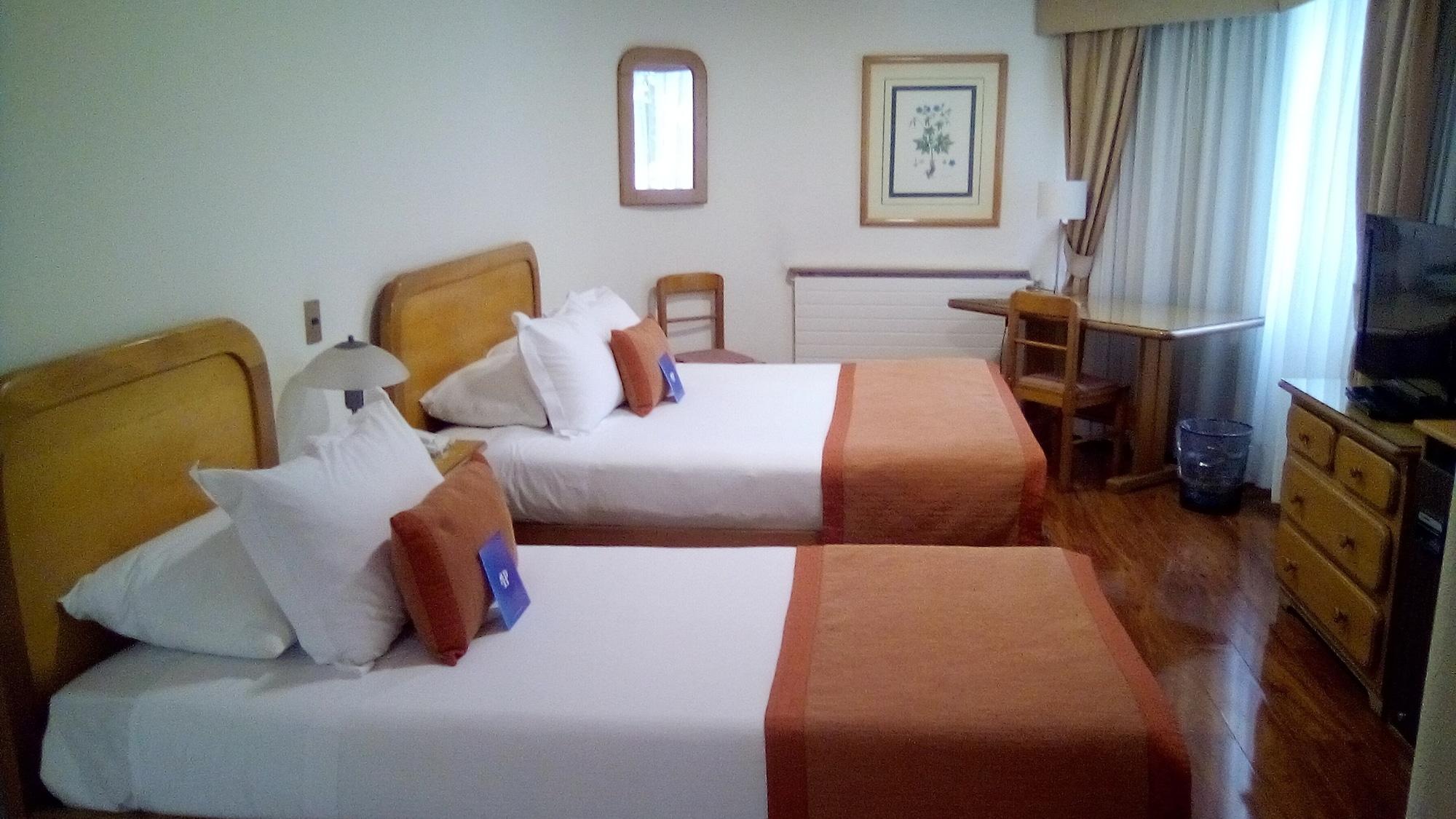 Hotel Presidente Santiago Buitenkant foto